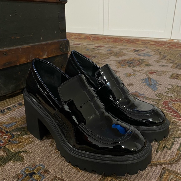 Black patent leather loafers - Picture 2 of 4